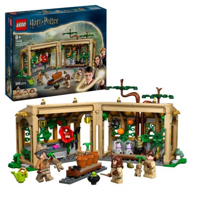21. LEGO Harry Potter 76445 Zamek Hogwart: zajęcia z zielarstwa