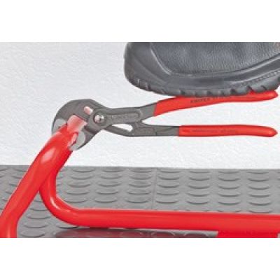 2. Szczypce Knipex 87 01 150
