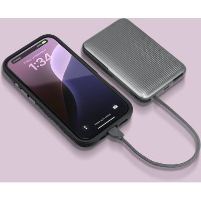 9. Powerbank LAUT POWER CHARGE RISER+