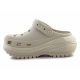 7. Chodaki Crocs Mega Crush Clog 207988-2Y2