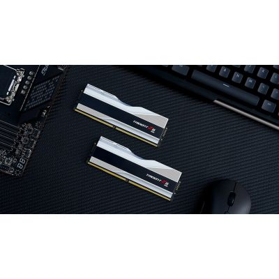 7. G.Skill Trident Z5 RGB moduł pamięci 32 GB 2 x 16 GB DDR5 6000 MHz