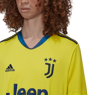 5. Koszulka bramkarska adidas Juventus Turyn M FI5004