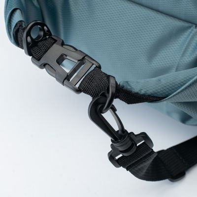 2. Worek Hi-Tec Drypouch 30 92800597801
