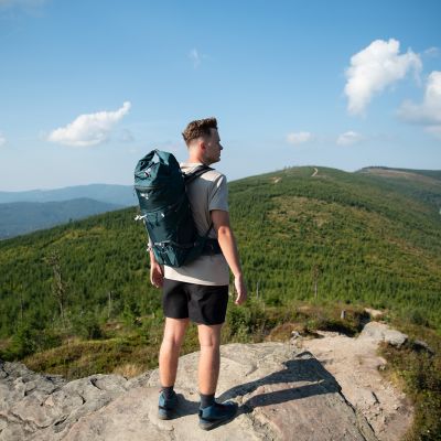 3. NC1938 PLECAK TURYSTYCZNY ZIELONY KJOLEN 40L NILS CAMP