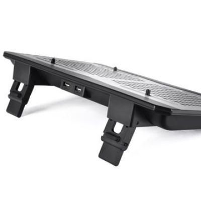 9. Podkładka chłodząca pod laptop Thermaltake Massive TM CL-N002-PL12BL-A (17.x cala; 2 wentylatory; HUB)