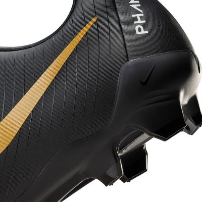 8. Buty Nike Phantom GX II Academy FG/MG M FD6723001