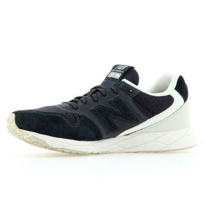 6. Buty New Balance W WRT96MC