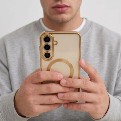 7. Etui Tech-Protect MagFlex na Samsung Galaxy S26 FE - złote