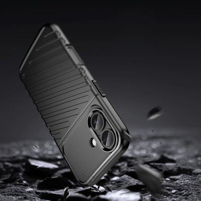 3. Etui Thunder Case na iPhone 17 - czarne