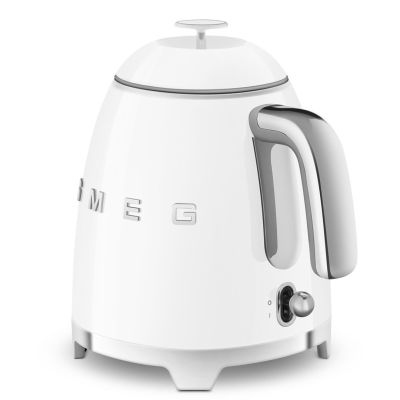 25. Czajnik elektryczny SMEG KLF05WHEU biały