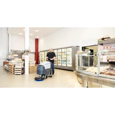 8. NILFISK Automat myjący zasilany bateriami żelowymi  9087390020