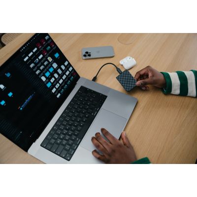 3. Verbatim Store n Go Mini Diamond USB-C 512GB
