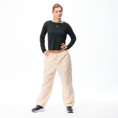 22. Damskie Spodnie IBAN WMNS