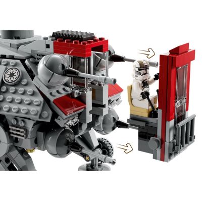 13. LEGO Star Wars TM 75337 Maszyna krocząca AT-TE