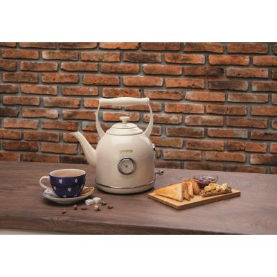 10. Czajnik elektryczny Gorenje K17CLIN Classico 1,7l (beżowy)