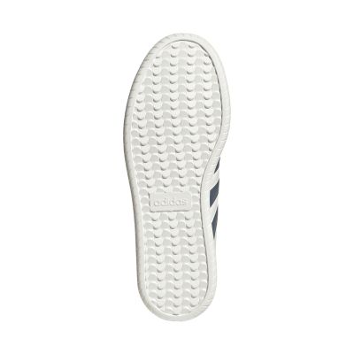 12. Buty adidas Barreda M JR1318