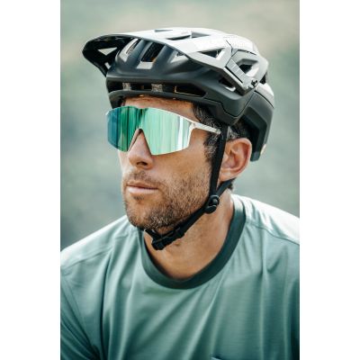 6. Kask rowerowy Julbo Forest Black czarny