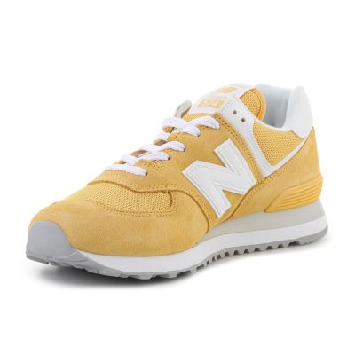 3. NEW BALANCE WL574FV2