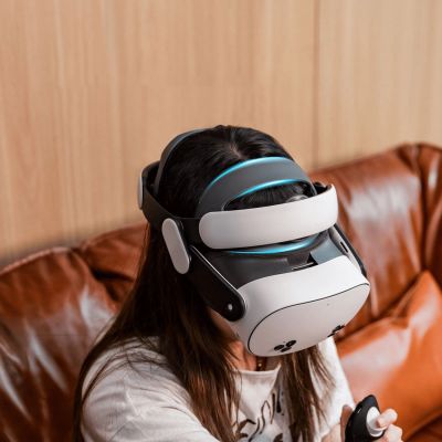 3. Pasek na głowę BoboVR M3 do Meta Quest 3 / 3S - biały