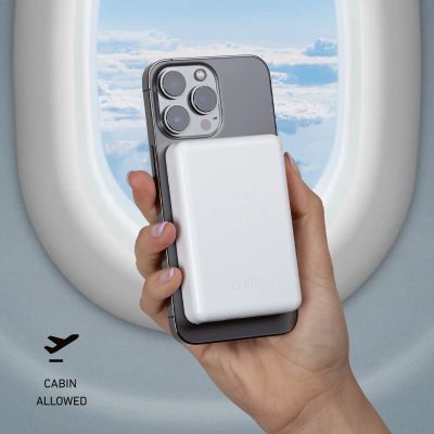 3. Powerbank SBS TEBB5000MAG1CW 5000 mAh USB-C, kompatybilny z MagSafe - biały
