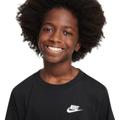 6. Koszulka dla dzieci Nike Sportswear czarna FZ5177 010