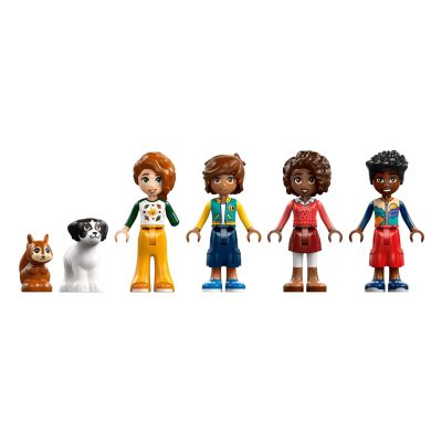 3. LEGO Friends 42705 - Jesienna leśna chatka
