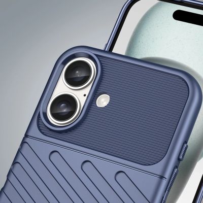 6. Etui silikonowe Thunder Case do iPhone 16 Plus - niebieskie