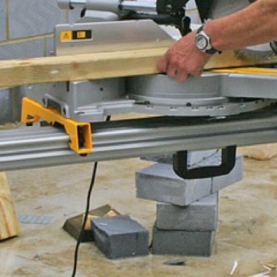 4. Uniwersalne stanowisko robocze 1,7-3,9m DE7023