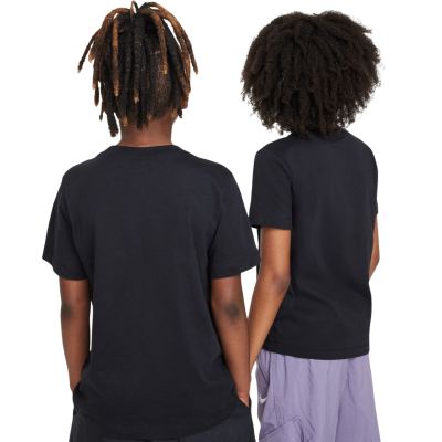 2. Koszulka dla dzieci Nike Sportswear czarna FZ5177 010