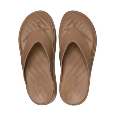 5. Klapki damskie Crocs Getaway Platform Flip brązowe 209410 2JJ