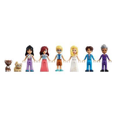 4. LEGO Friends 42704 - Grand Hotel w mieście Heartlake