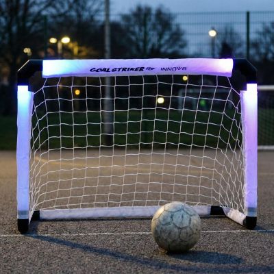 5. BRAMKA DO PIŁKI NOŻNEJ 71X45X50CM ŚWIECĄCA ENERO