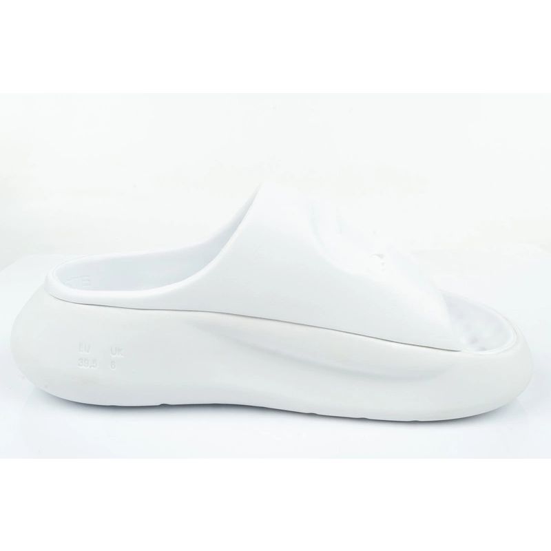 14. Klapki Lacoste Serve Slide W 0421G