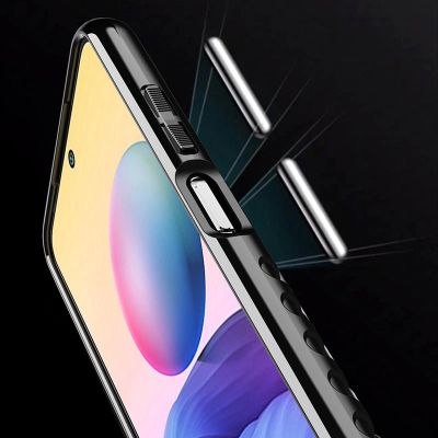 10. Thunder Case elastyczne pancerne etui pokrowiec Xiaomi Redmi Note 10 5G / Poco M3 Pro czarny