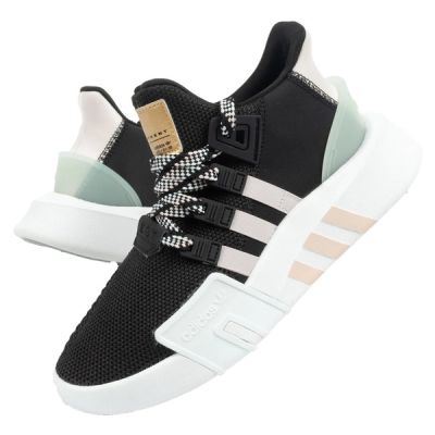 17. Buty adidas Eqt Bask Adv W EE5044