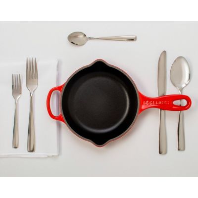 2. Le Creuset Signature Patelnia żeliwna 23cm piekarnik