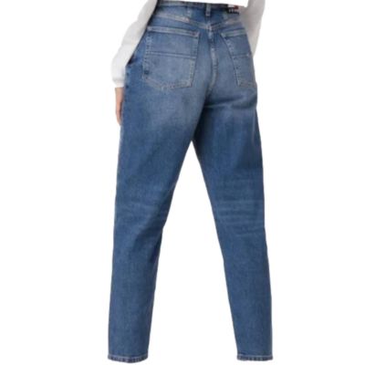 11. Jeansy Tommy Jeans Mom Jean Uhr Tprd Be W DW0DW10887