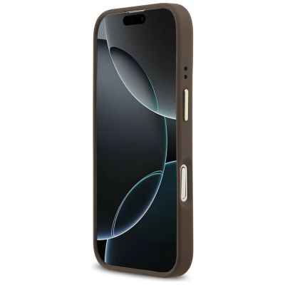 5. Etui Guess 4G PU Classic Logo MagSafe na iPhone 17 - brązowe