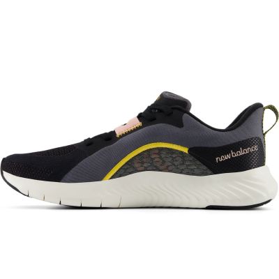 9. Buty New Balance treningowe W WXBEYCB1