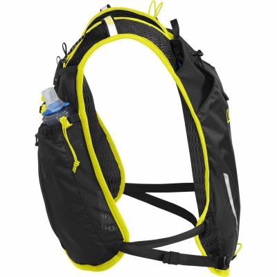 8. Kamizelka biegowa CamelBak Trail Run Vest - black
