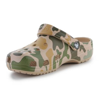 4. Klapki Crocs Classic Printed Camo Clog U 206454-2Y6
