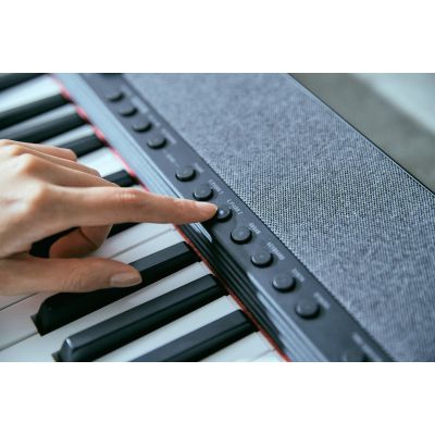 4. CASIO CT-S1 BK - Keyboard