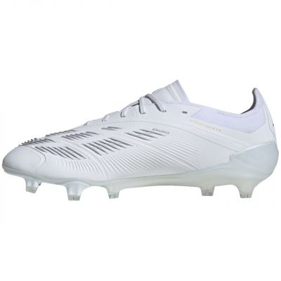 5. Buty piłkarskie adidas Predator Elite FG IG4009