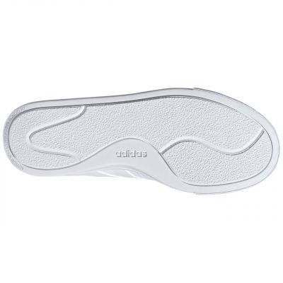 7. Buty adidas Court Platform W GV9000