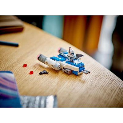 10. LEGO Star Wars 75391 Mikromyśliwiec Y-Wing kapitana Rexa