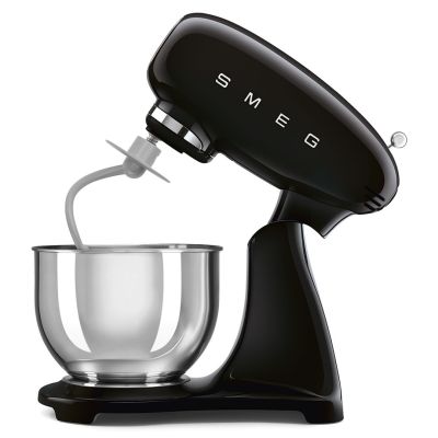 2. Robot kuchenny SMEG SMF05BLEU