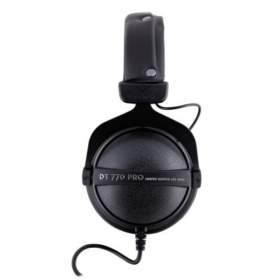 8. Beyerdynamic DT 770 PRO 250 OHM BLACK LIMITED EDITION - Słuchawki studyjne zamknięte