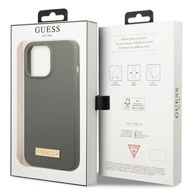 8. Etui Guess Silicone Logo Plate MagSafe na iPhone 13 Pro / iPhone 13 - szare