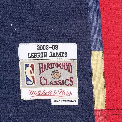 12. Koszulka Mitchell &Ness Cleveland Cavaliers NBA Swingman Jersey Lebron James M SMJYGS18156-CCANAVY08LJA