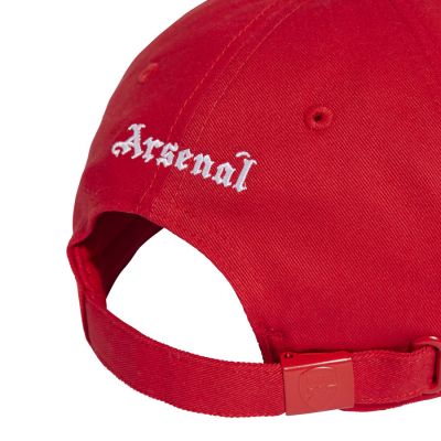 3. Czapka z daszkiem adidas Arsenal Londyn JX1126